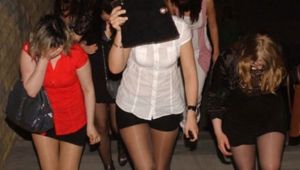 İzmit'teki masaj salonuna fuhuş baskını