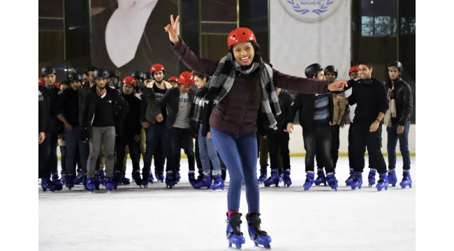 Kılavuz Gençlik Projesi üniversiteli gençlerin yanında