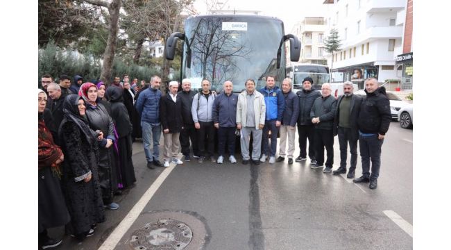 Muzaffer Bıyık ve eşi birlikte uğurladı