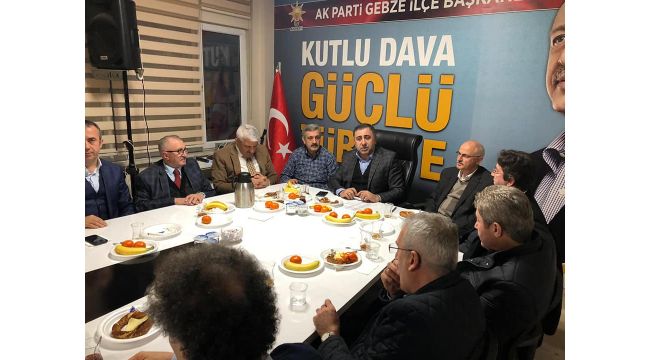 Okur tekrardan ilçe başkanlığı koltuğunda