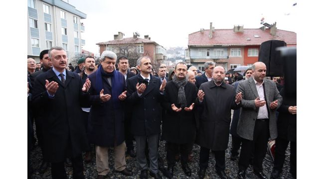 Protokol Çayırova'da temel attı