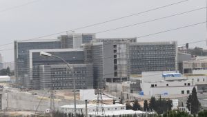 Vali Aksoy Kocaeli Şehir Hastanesi inşaatını gezdi