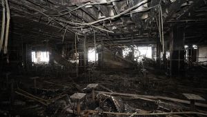 Yanan AVM'nin görüntüleri Büyükakın'ı şok etti