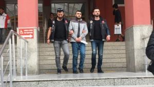 10 yıl hapis cezasıyla aranan şüpheli uyuşturucuyla yakalandı