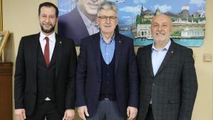 AK Parti o ilçe başkanıyla yola devam kararı aldı