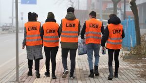 Akademi Lise öğrencilerden empati örneği