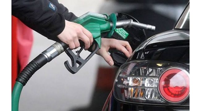 Benzine zam geldi!