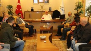 Bıyık, yanan AVM'nin mağdur olan esnaflarını ağırladı