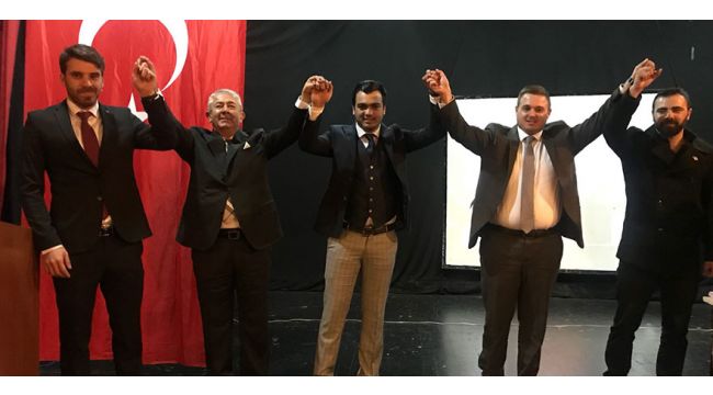 CHP İzmit gençlik kolları başkanını seçti