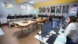 Çocuklar okulda, yetişkinler KO-MEK’te Robotik Kodlama öğrenecek