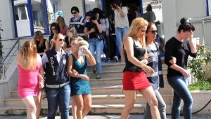 Gebze'de dev fuhuş operasyonu! 52 gözaltı