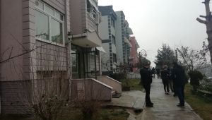 Hasta bakmaya gittiği evde ölü olarak bulundu
