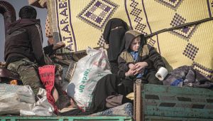 İdlib'de 1,5 milyon sivil daha Türkiye'ye göç edebilir