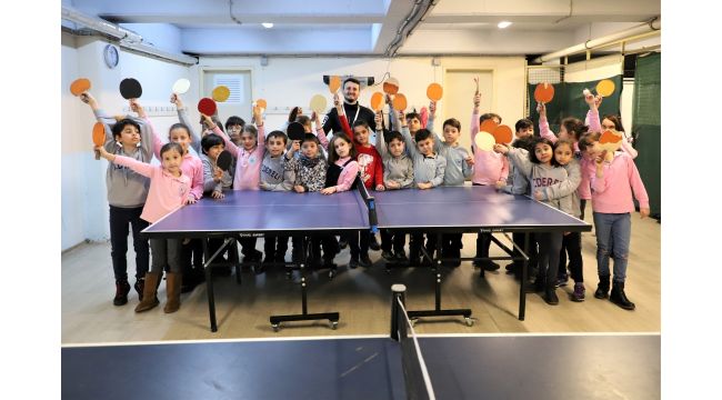Masa tenisi kursuna öğrencilerden yoğun ilgi