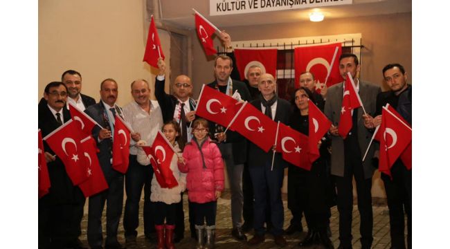 Saffet Sancaklı sahaya indi