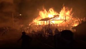 Samanlık alev alev yandı