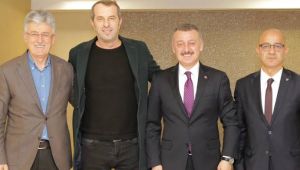 Sancaklı ve Ünlü'den Büyükakın'a ziyaret!