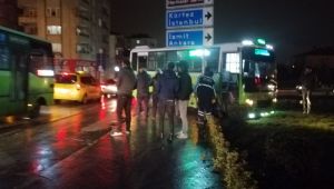 TIR ile yolcu otobüsü çarpıştı!