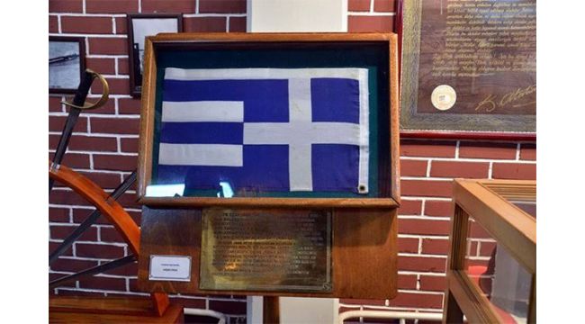Yunan bayrağı 24 yıldır Kocaeli'nde korunuyor