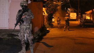 Zehir tacirlerine baskın