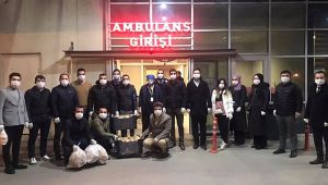 AK Genç Gebze sağlık çalışanlarına moral oldu