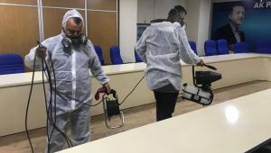 AK Parti Dilovası ilçe binası dezenfekte edildi