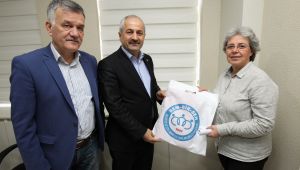 Başkan Büyükgöz personelin kadınlar gününü kutladı