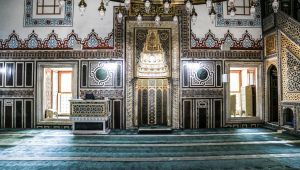 Diyanet'in kararından sonra camilerden namazınızı evde kılın çağrısı