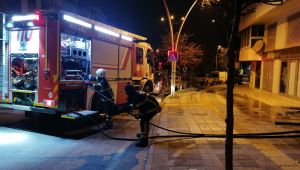 Gebze'de bir iş yerinde çıkan yangın korkuttu