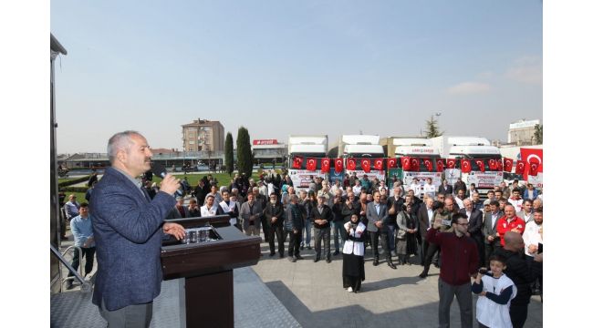 Gebze'den İdlib'e 10 TIR yardım malzemesi gönderildi