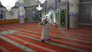 İzmit Belediyesinden korona virüs mesaisi