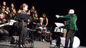 İzmit’te evde kalan vatandaşlar için sosyal medyadan konser verilecek