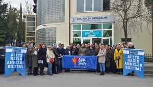 Kocaelili annelere afet eğitimi verildi