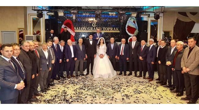 Sarıtoprak ve Zorba ailelerinin mutlu günü