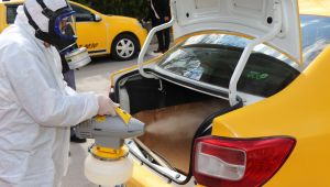 Ticari ve dolmuş taksiler dezenfekte ediliyor