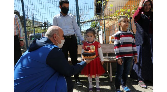 Başkan Bıyık’tan minik Zeliha’ya doğum günü sürprizi