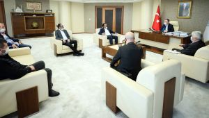 Berber ve kuaförlere gıda ve hijyen desteği