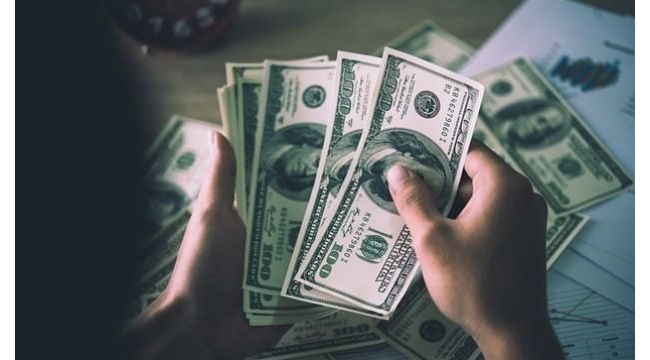 Dolar kritik seviyeyi kırdı geçti! Son 18 ayın en yüksek seviyelerinde