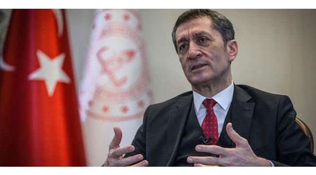Milli Eğitim Bakanı'ndan flaş açıklamalar! Öğrenciler sordu o cevapladı