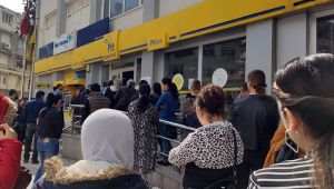 Yoğunluk yaşanan PTT'ler kapatılacak! Ödemeler evde yapılacak