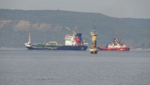 Yunanistan'dan Kocaeli'ne gelen tanker Çanakale'de arızalandı