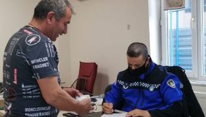 Zabıta kayıp cüzdanı sahibine ulaştırdı