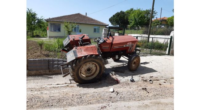 Afganistanlı genç traktörün altında kalarak öldü