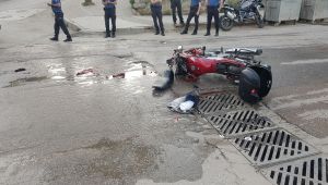 Aracın çarptığı motosiklet sürücüsü hayatını kaybetti