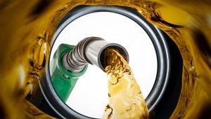 Benzine bugün bir zam daha geldi