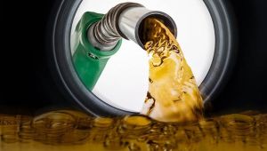 Benzine gece yarısı 19 kuruş indirim gelecek!