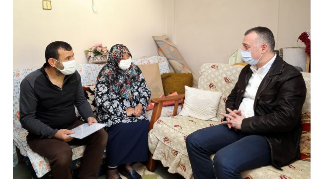 Büyükakın’dan şehit annelerine ziyaret