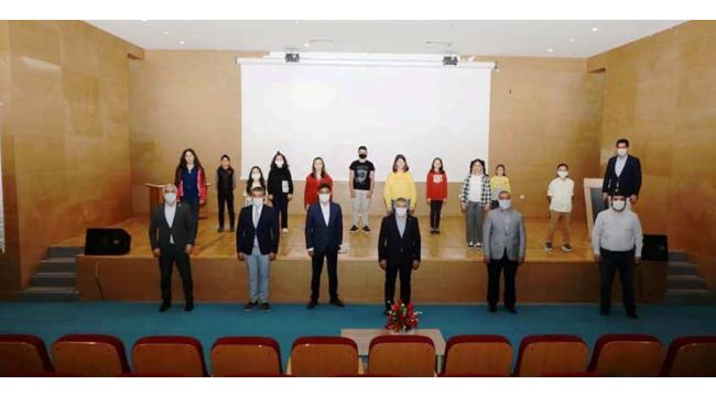 Çocuklar hayallerindeki Dilovası’nı çizdi