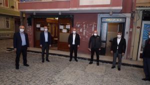 Darıca'da 65 yaş üstü vatandaşlara 80'ler sürprizi