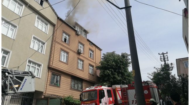 Elektrikli şofben 5 katlı binayı küle çeviriyordu